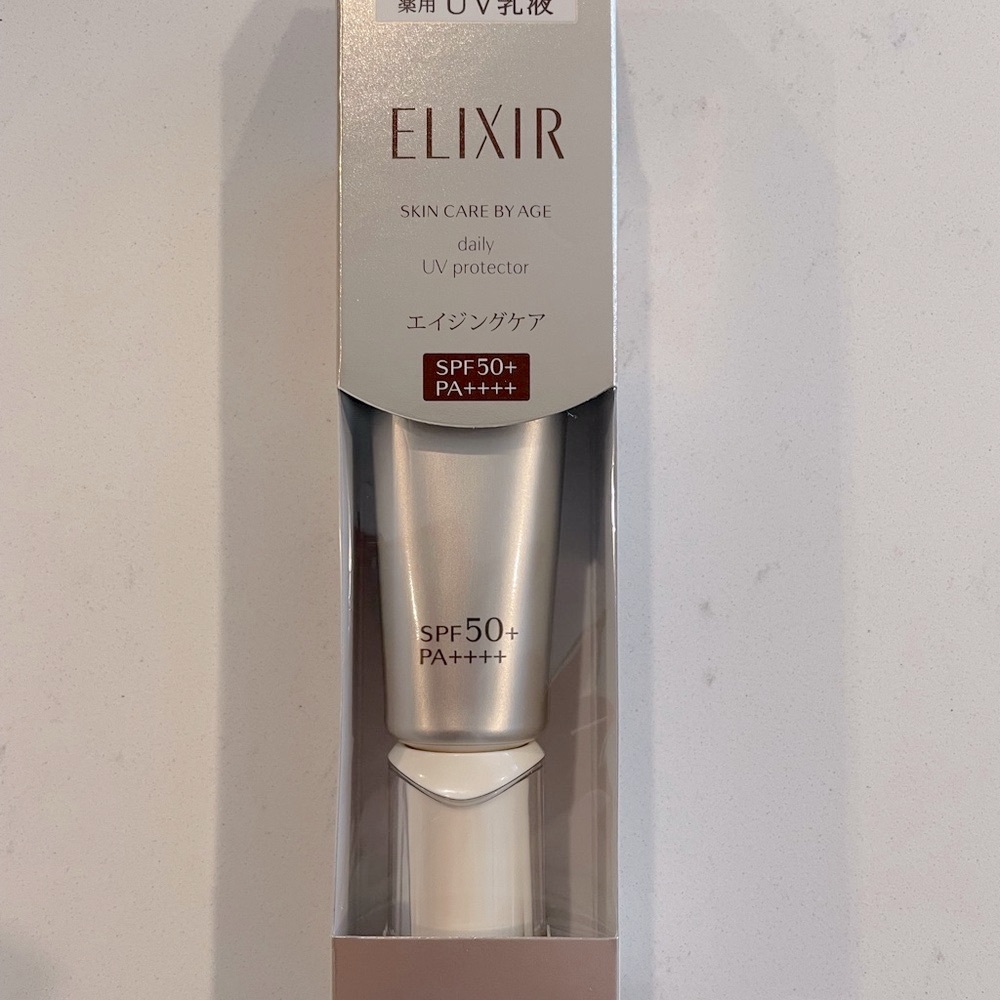 Shiseido Elixir Daily UV Protector SPF 50+/PA++++ - Picture 2 of 5